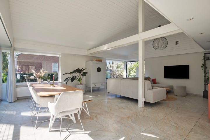 Photo 4 of Prof. Lorentzlaan 195