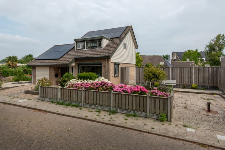 Photo 3 of Striephoekstraat 26