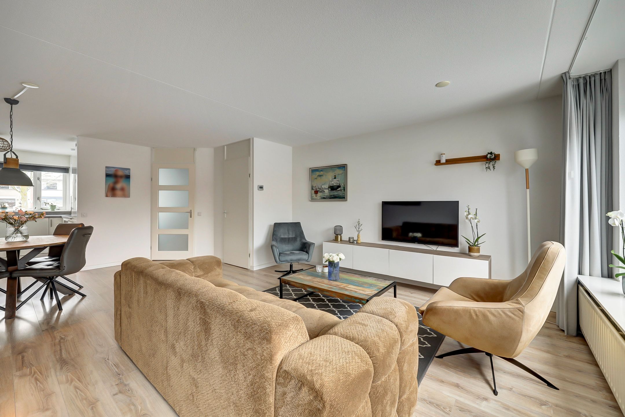 Photo 9 of Dukaat 40