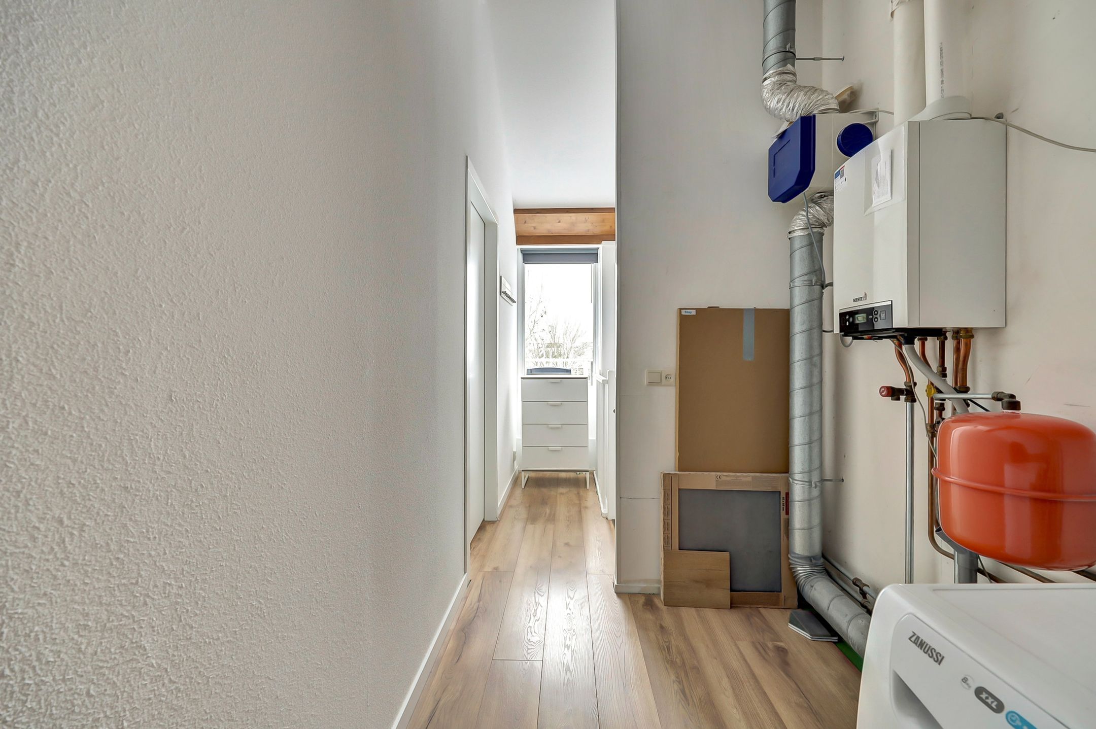 Photo 27 of Dukaat 40