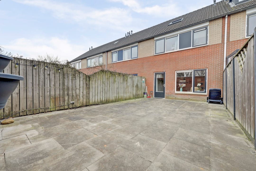 Photo 32 of Dukaat 40