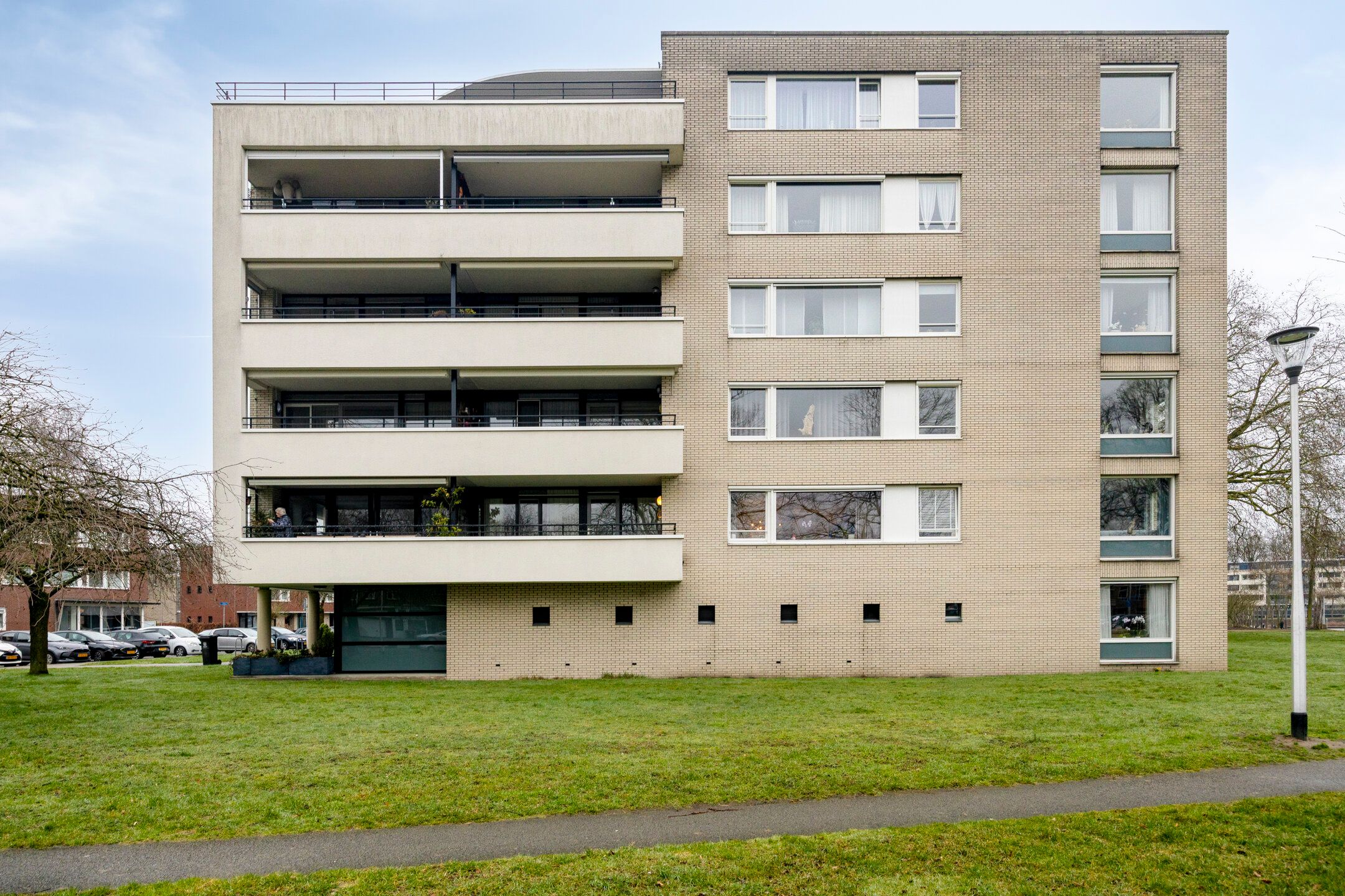 Foto 3 van Henriette Ronnerstraat 186