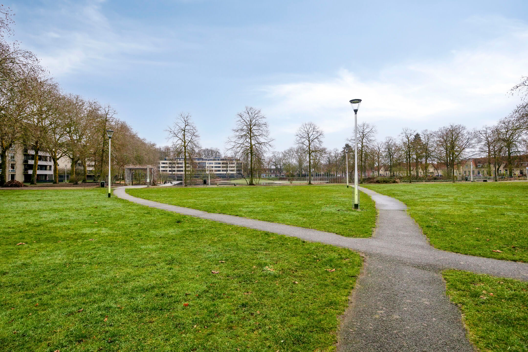 Foto 27 van Henriette Ronnerstraat 186