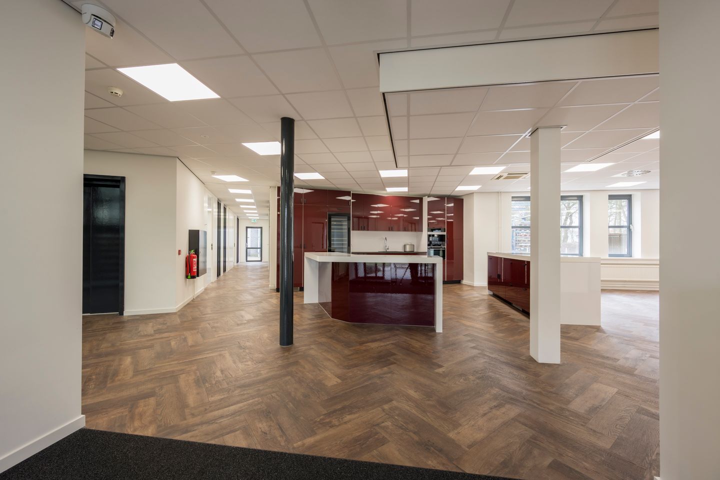 Bekijk foto 4 van Baarnsche dijk 21