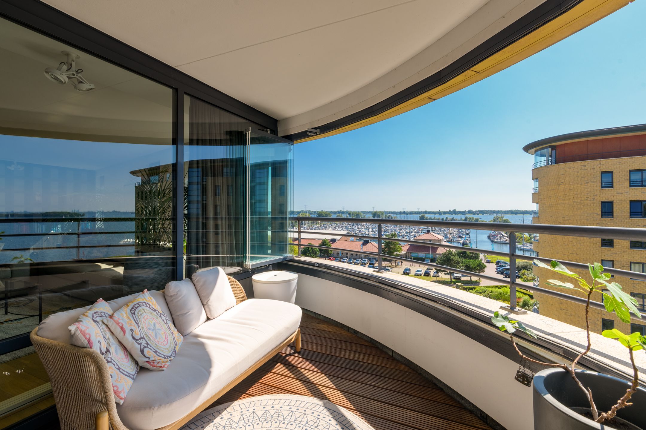 Foto 9 van Marinaweg 133