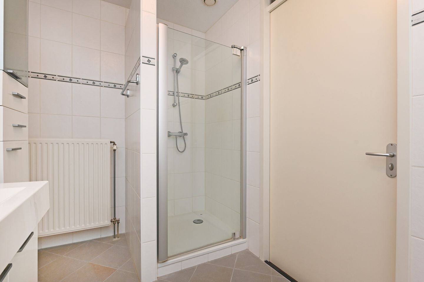 Photo 34 of Adigestroom 62