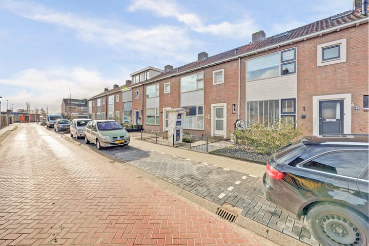 Photo 4 of Graaf Hendrik van Nassaustraat 44