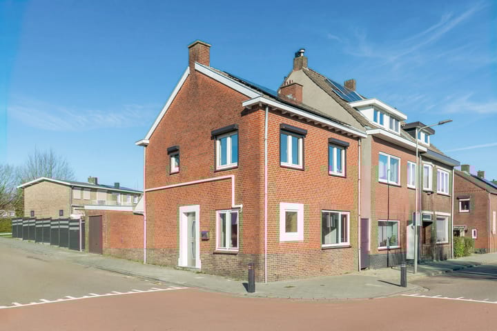 Graaf Johan Frederikstraat 2
