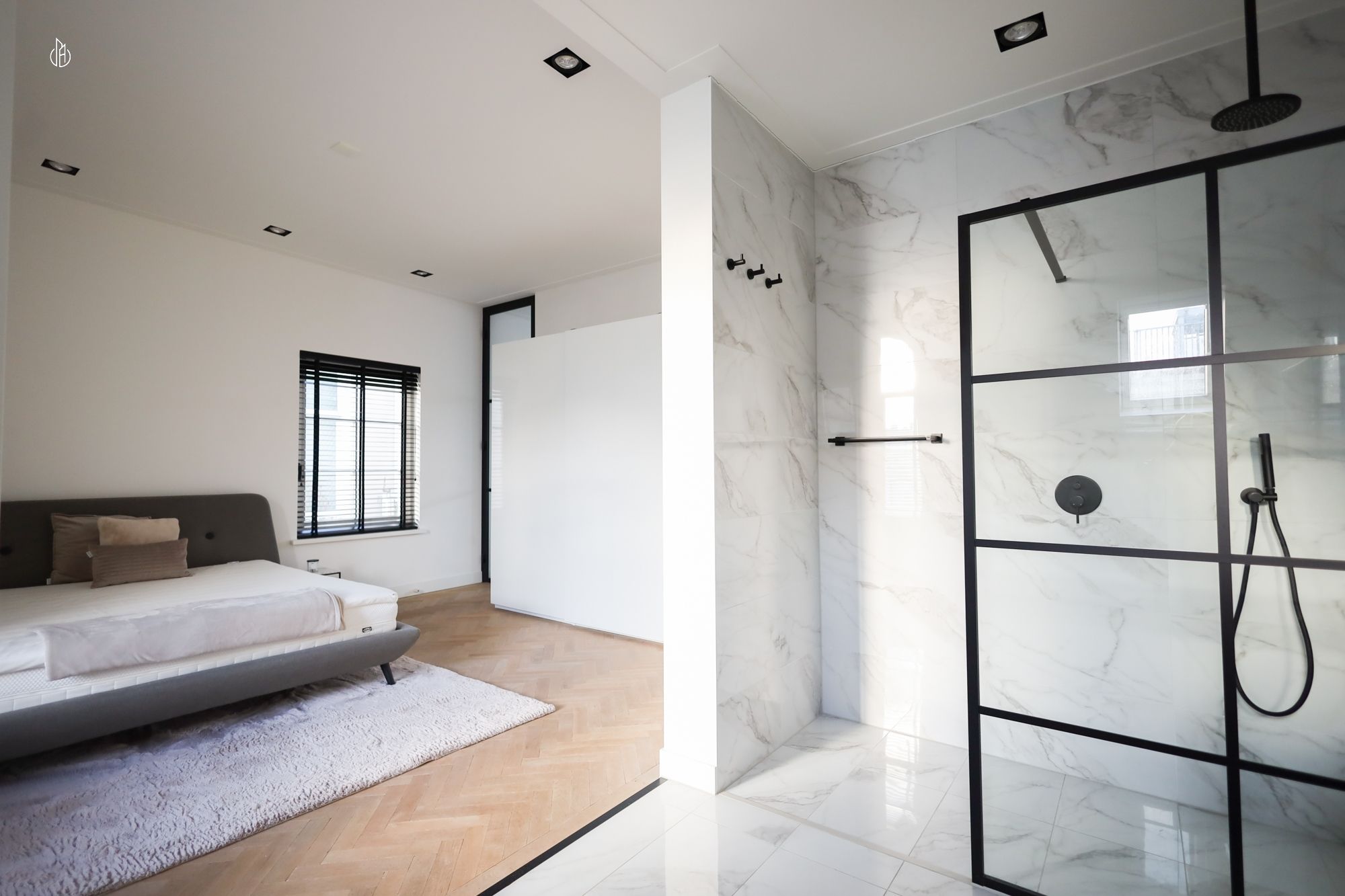 Foto 12 van Van Eeghenstraat 58-3