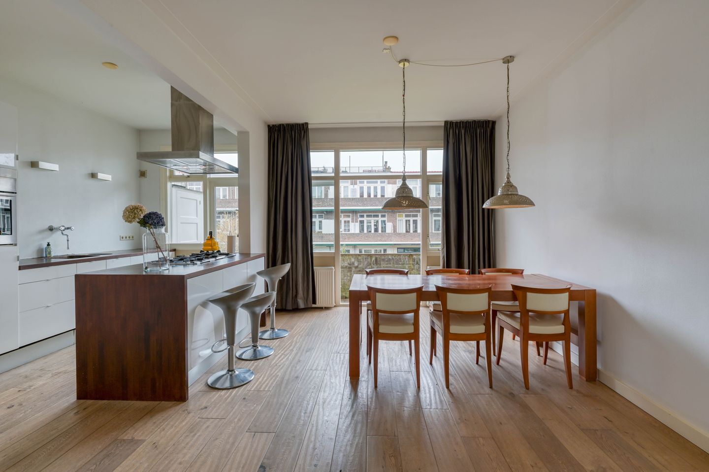 Foto 19 van Roelofsstraat 86