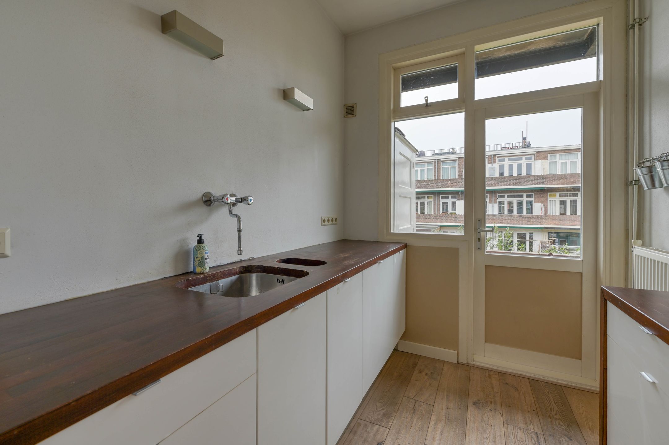 Foto 24 van Roelofsstraat 86