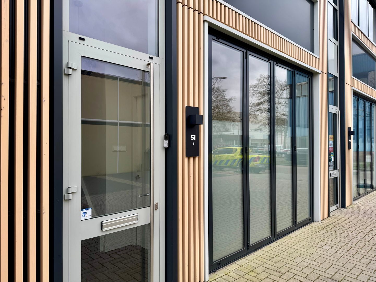 Bekijk foto 2 van Hulswitweg 51