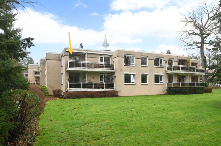 Foto 3 van Julianalaan 4-0216