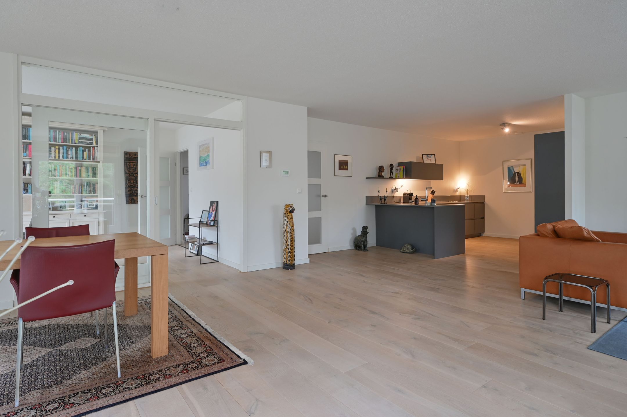 Foto 9 van Julianalaan 4-0216