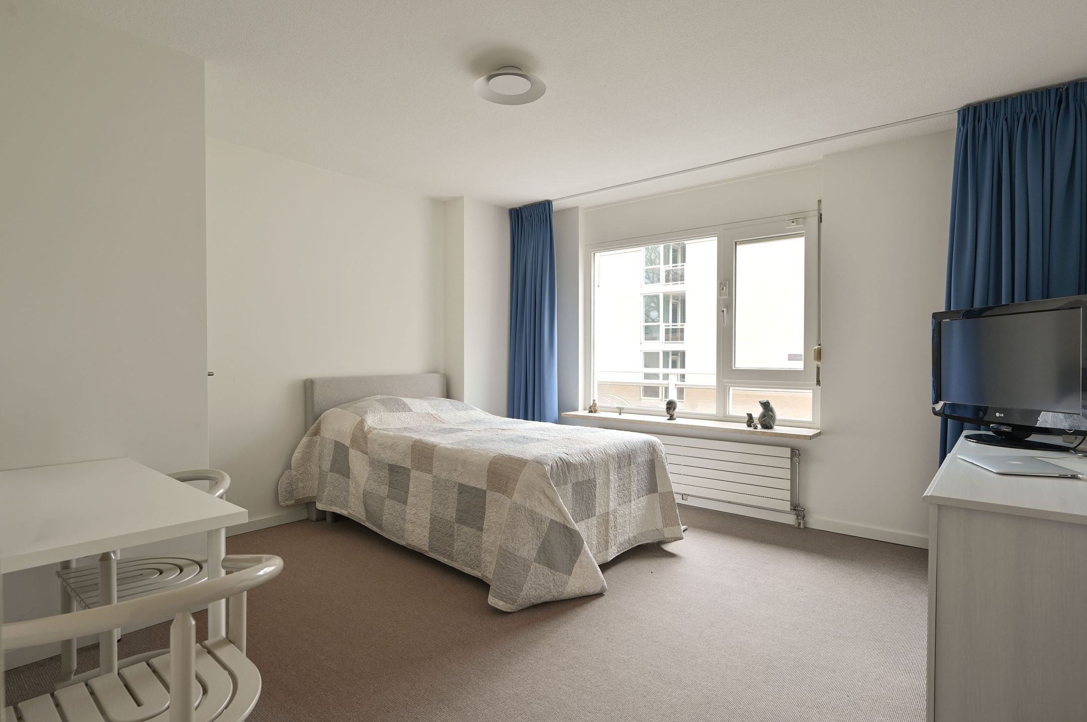 Foto 18 van Julianalaan 4-0216