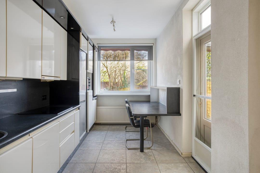 Foto 16 van Voogdijstraat 28