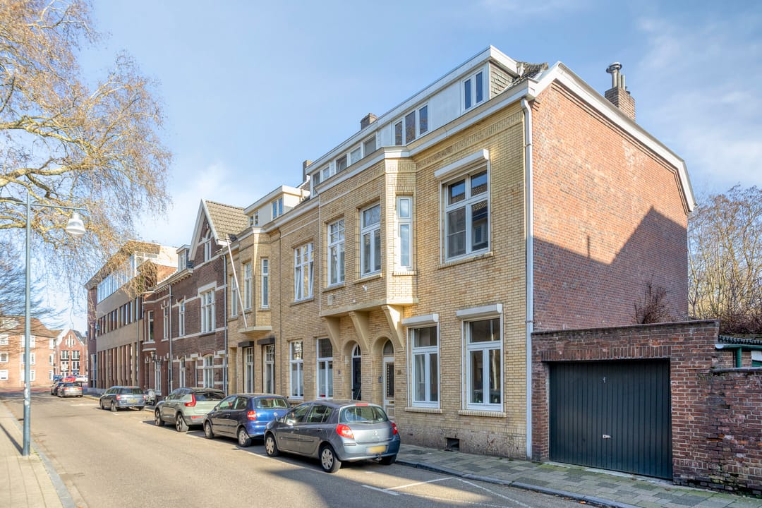 Foto 43 van Voogdijstraat 28