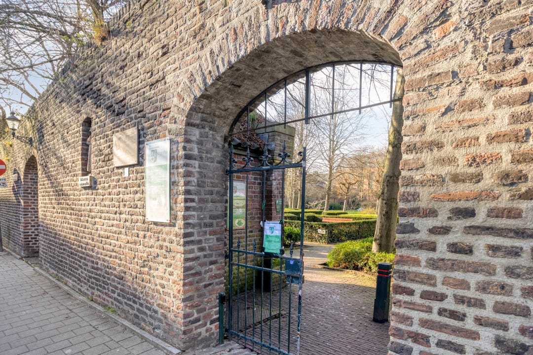 Foto 47 van Voogdijstraat 28