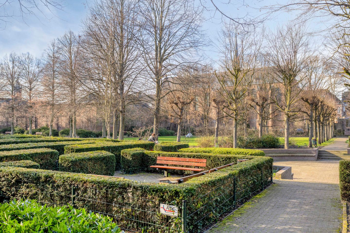 Foto 50 van Voogdijstraat 28