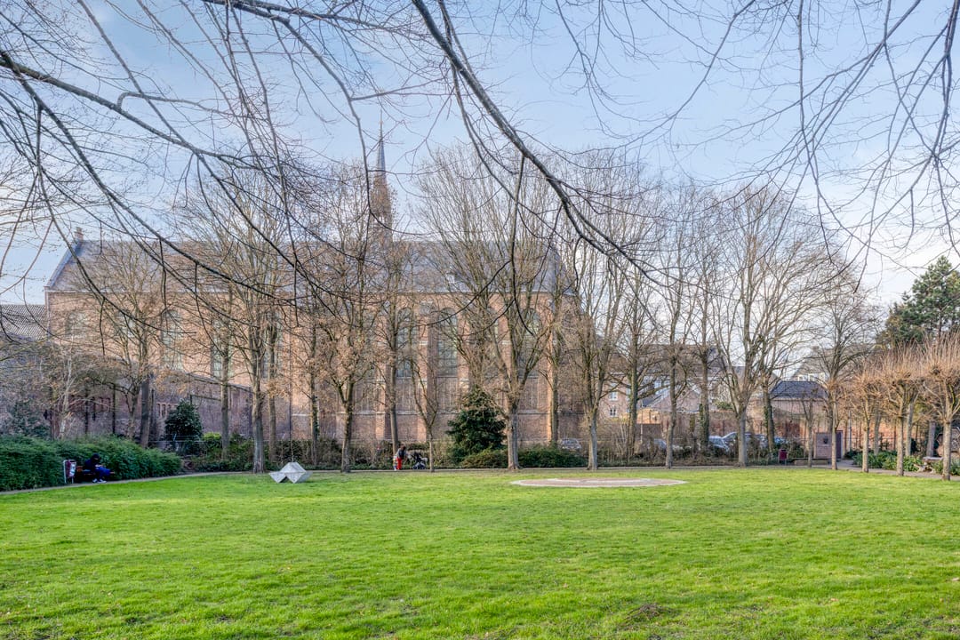 Foto 52 van Voogdijstraat 28