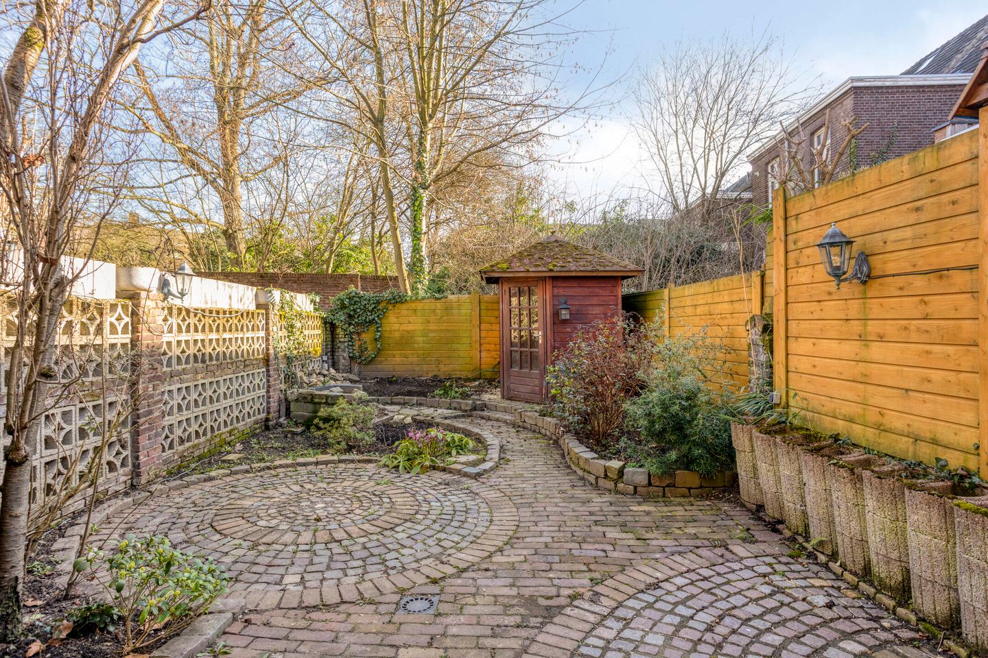 Foto 40 van Voogdijstraat 28