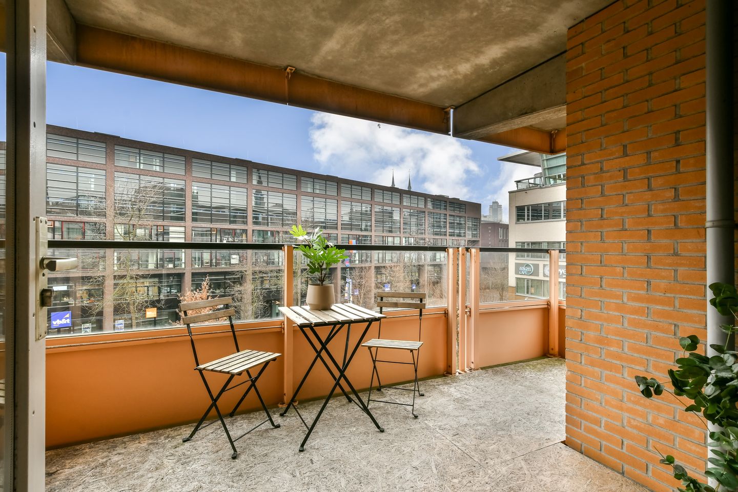 Foto 14 van Mignot en De Blockplein 93