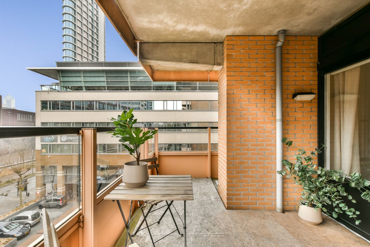 Luxurious corner apartment in Eindhoven city center — 20