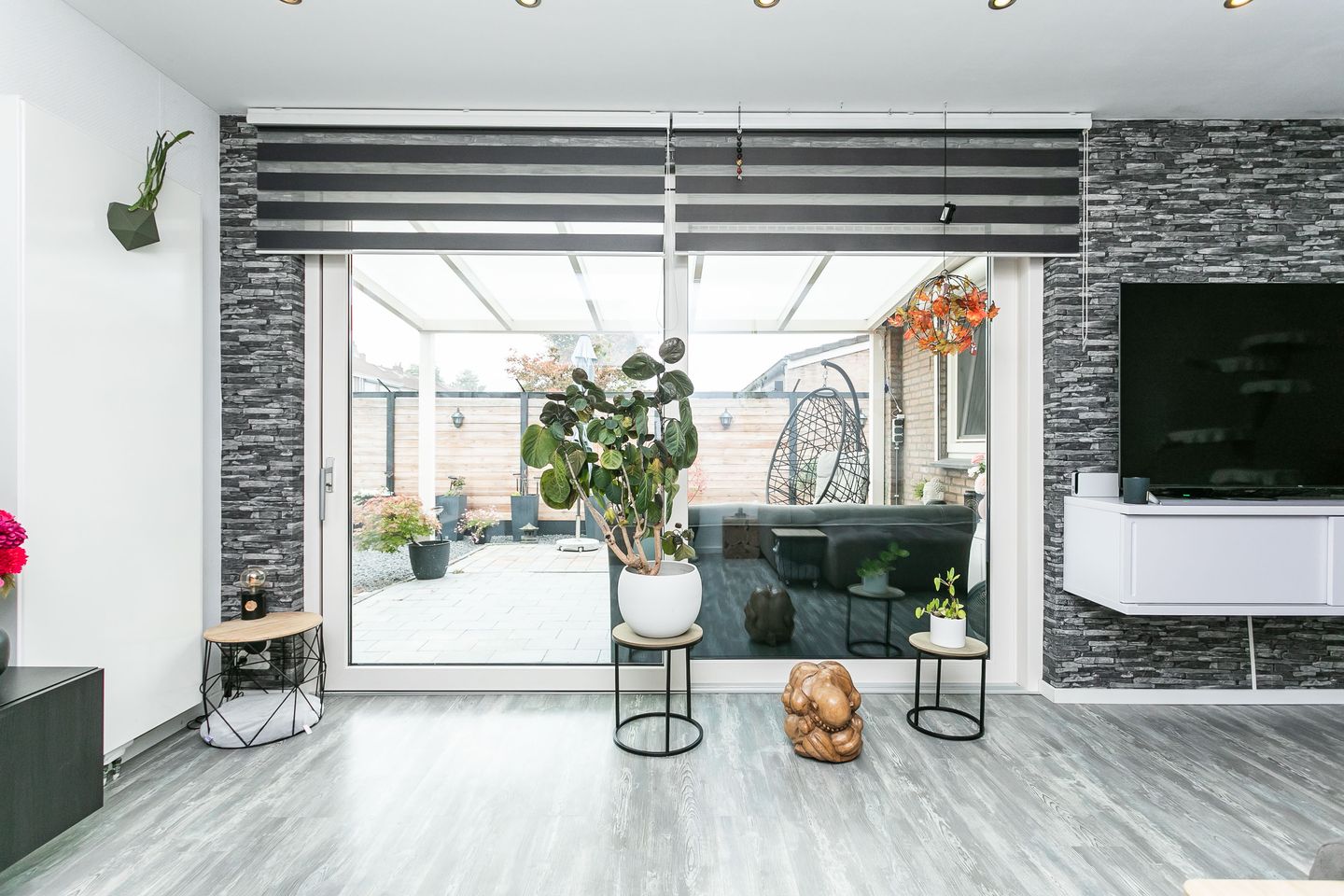 Photo 5 of Deken Lendersstraat 21