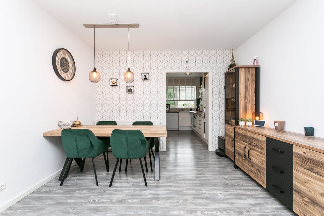 Photo 8 of Deken Lendersstraat 21