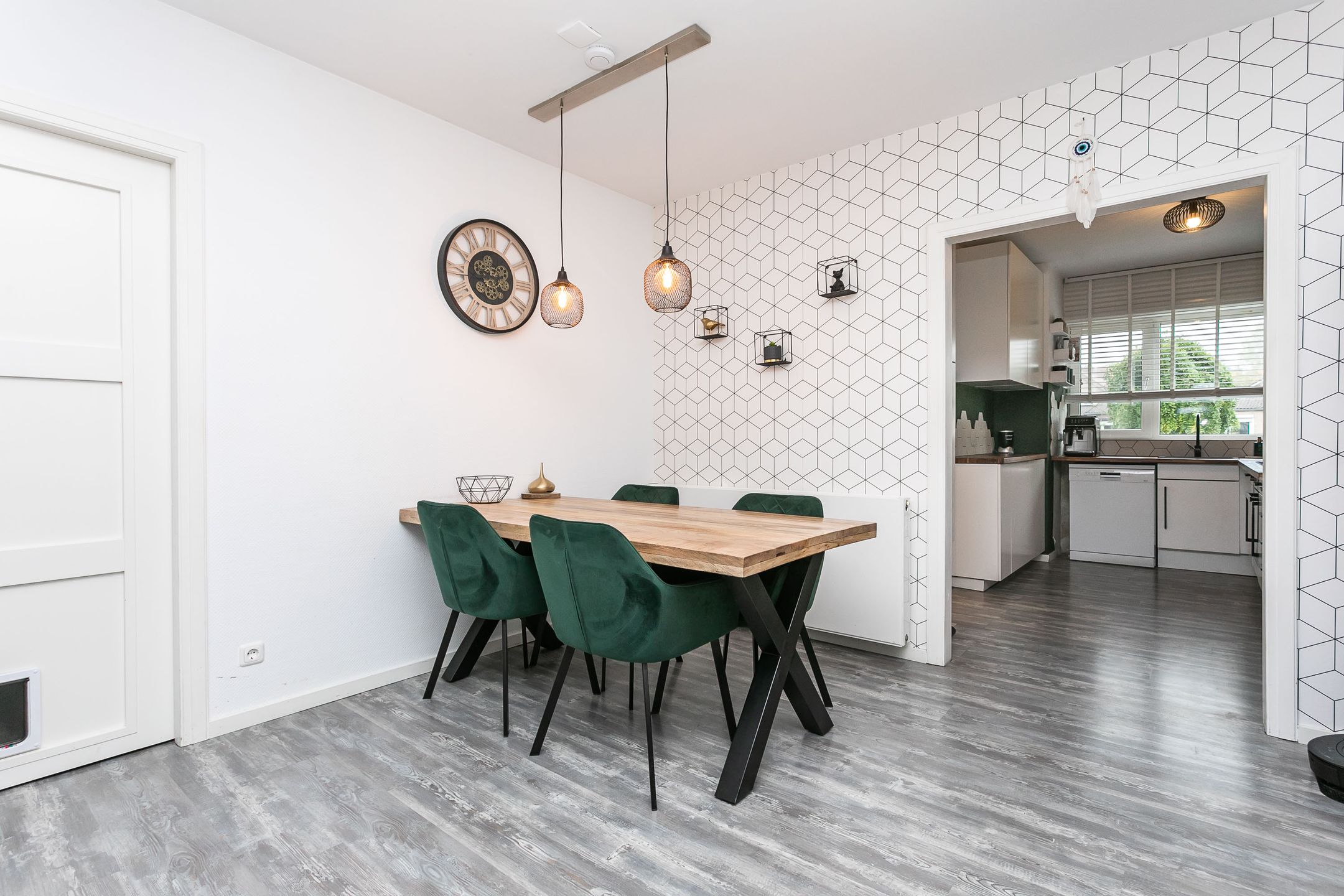 Photo 9 of Deken Lendersstraat 21