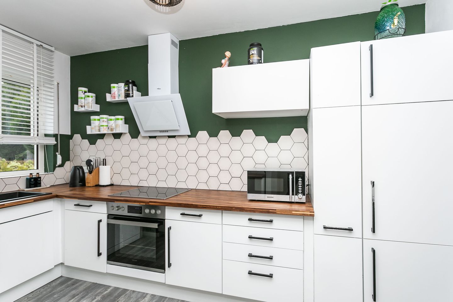 Photo 10 of Deken Lendersstraat 21