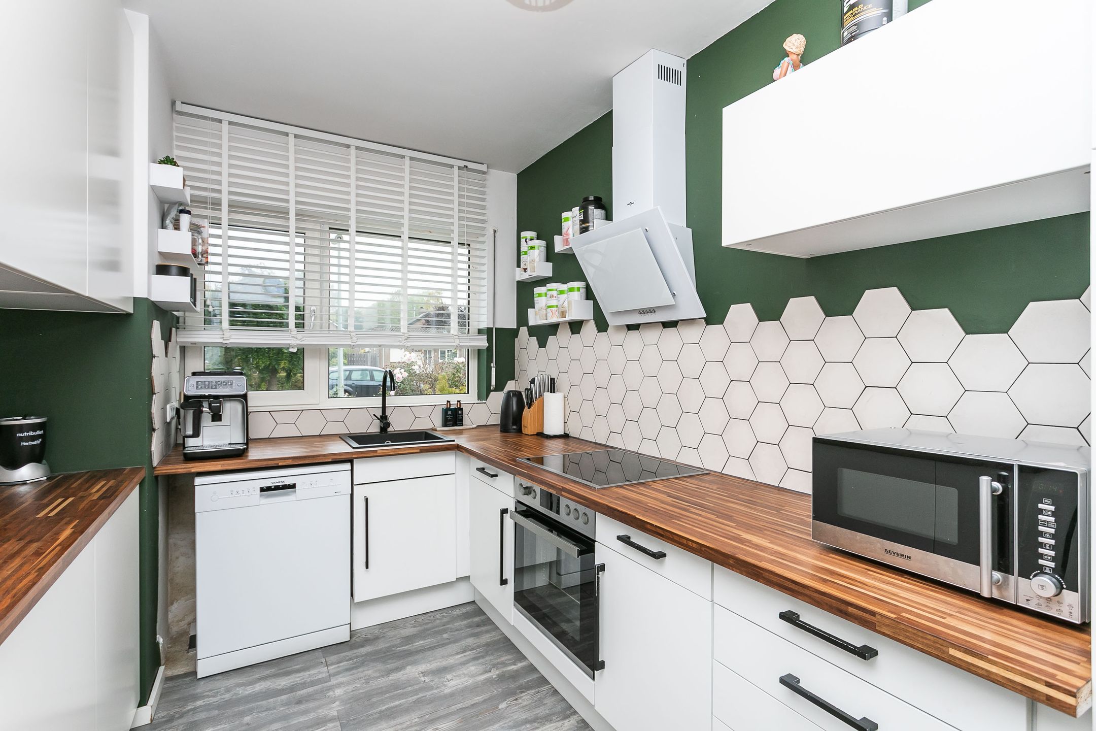 Photo 12 of Deken Lendersstraat 21