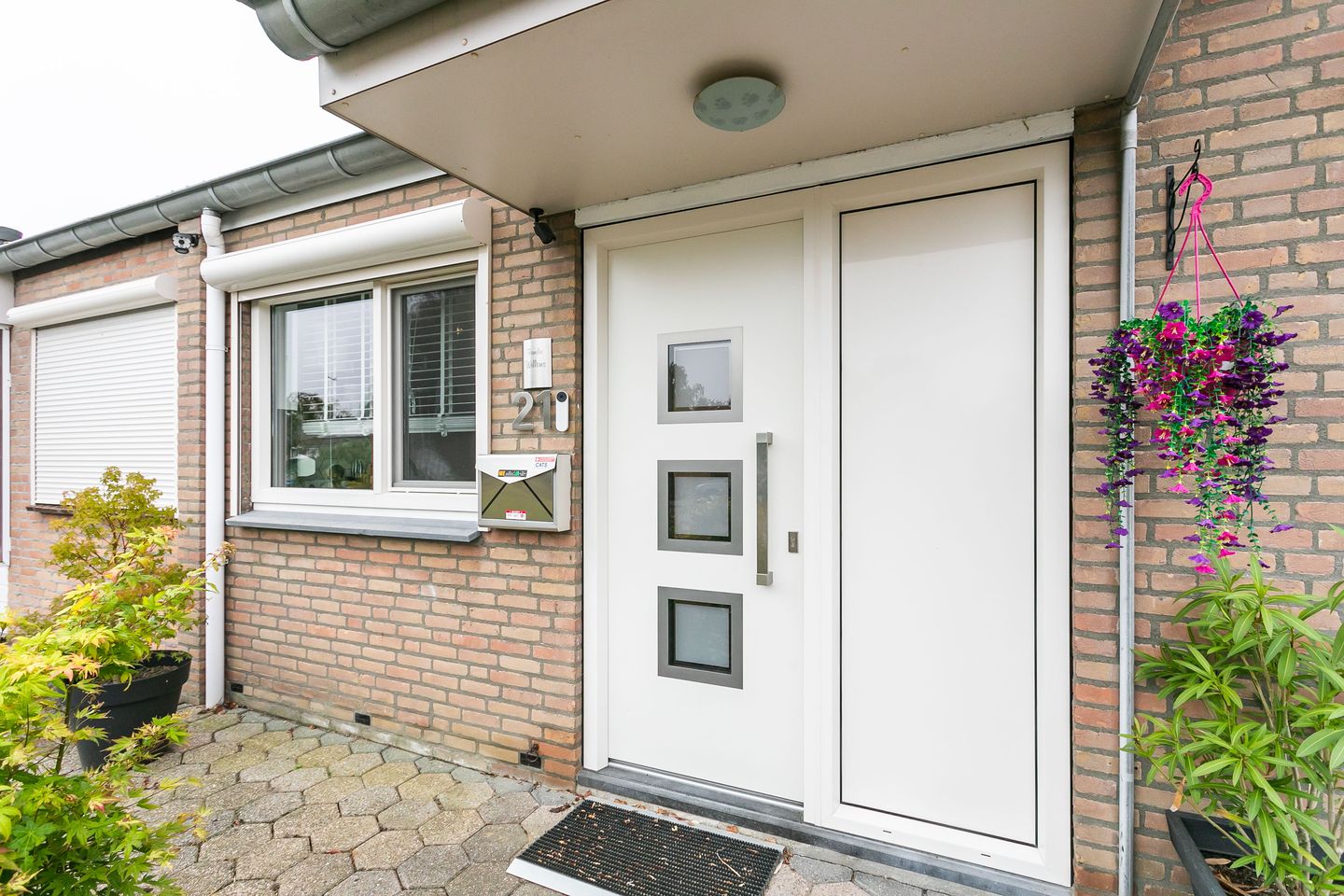 Photo 34 of Deken Lendersstraat 21