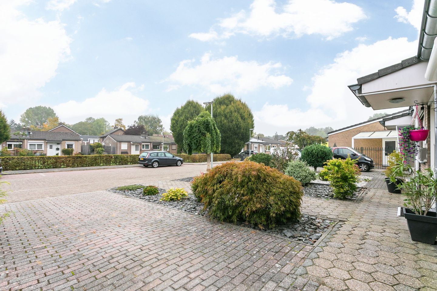 Photo 35 of Deken Lendersstraat 21