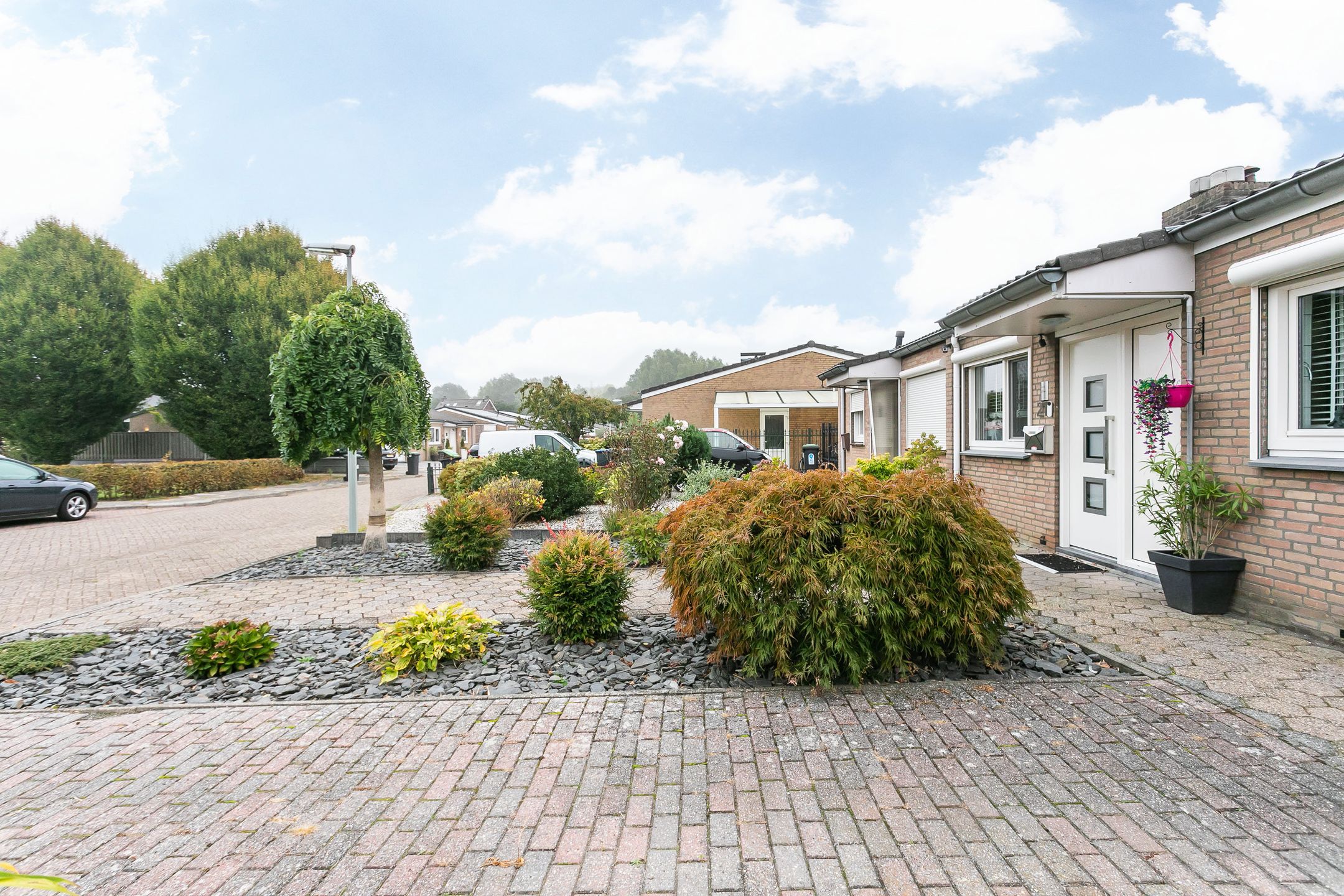 Photo 36 of Deken Lendersstraat 21