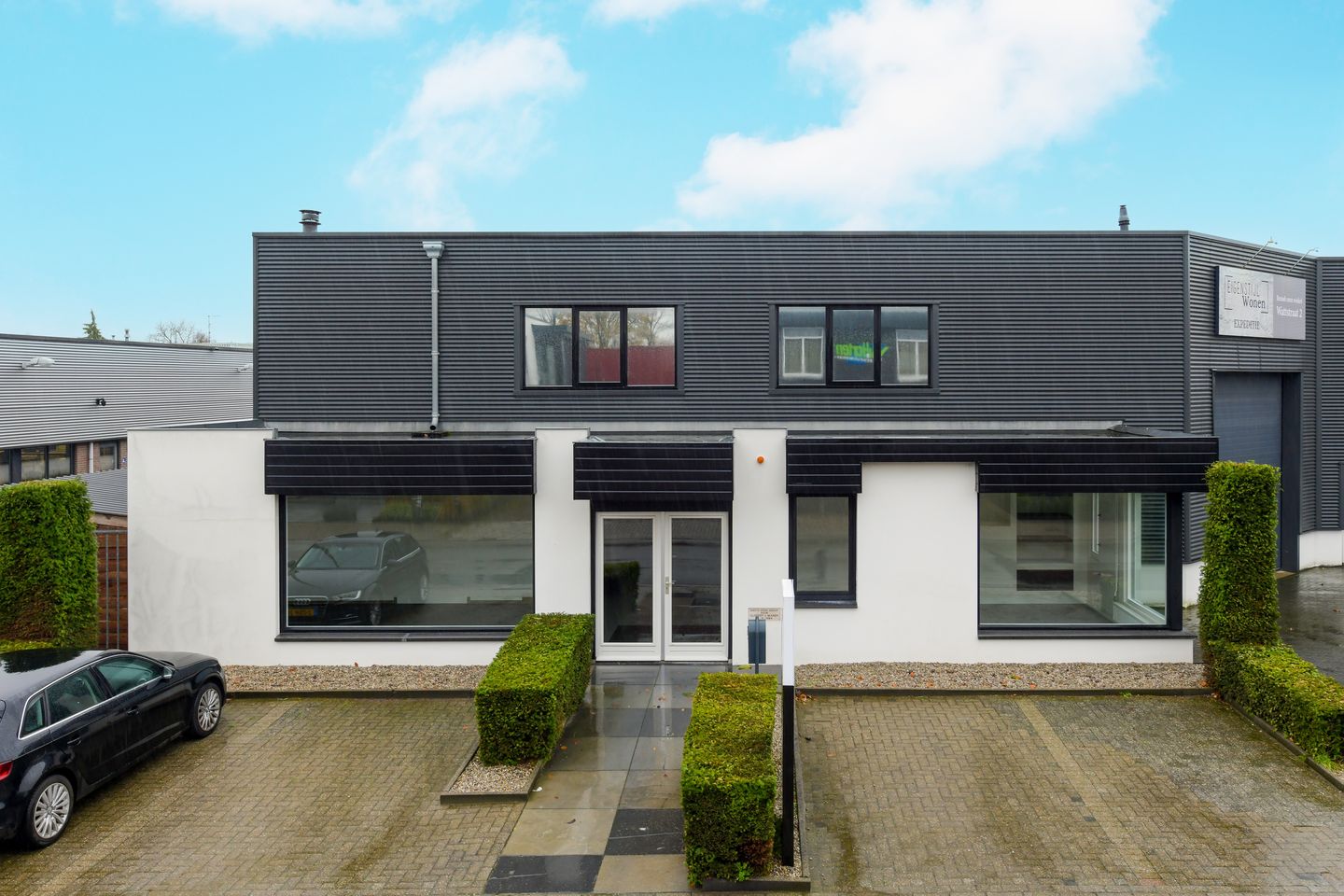 View photo 2 of Voltastraat 21