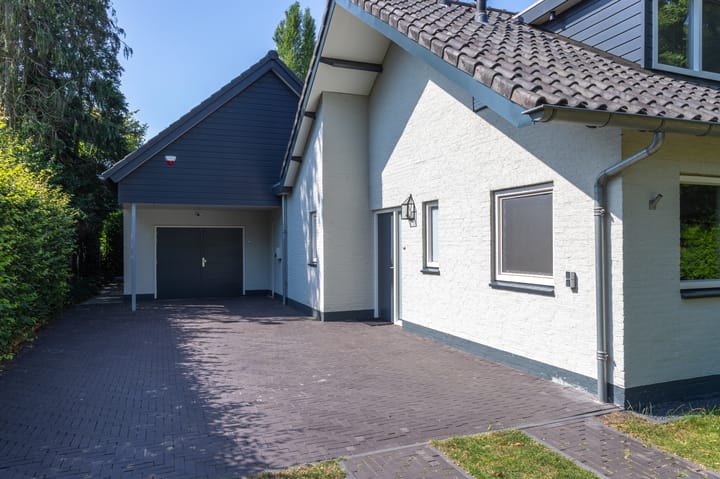 Photo 5 of Schutterslaan 19