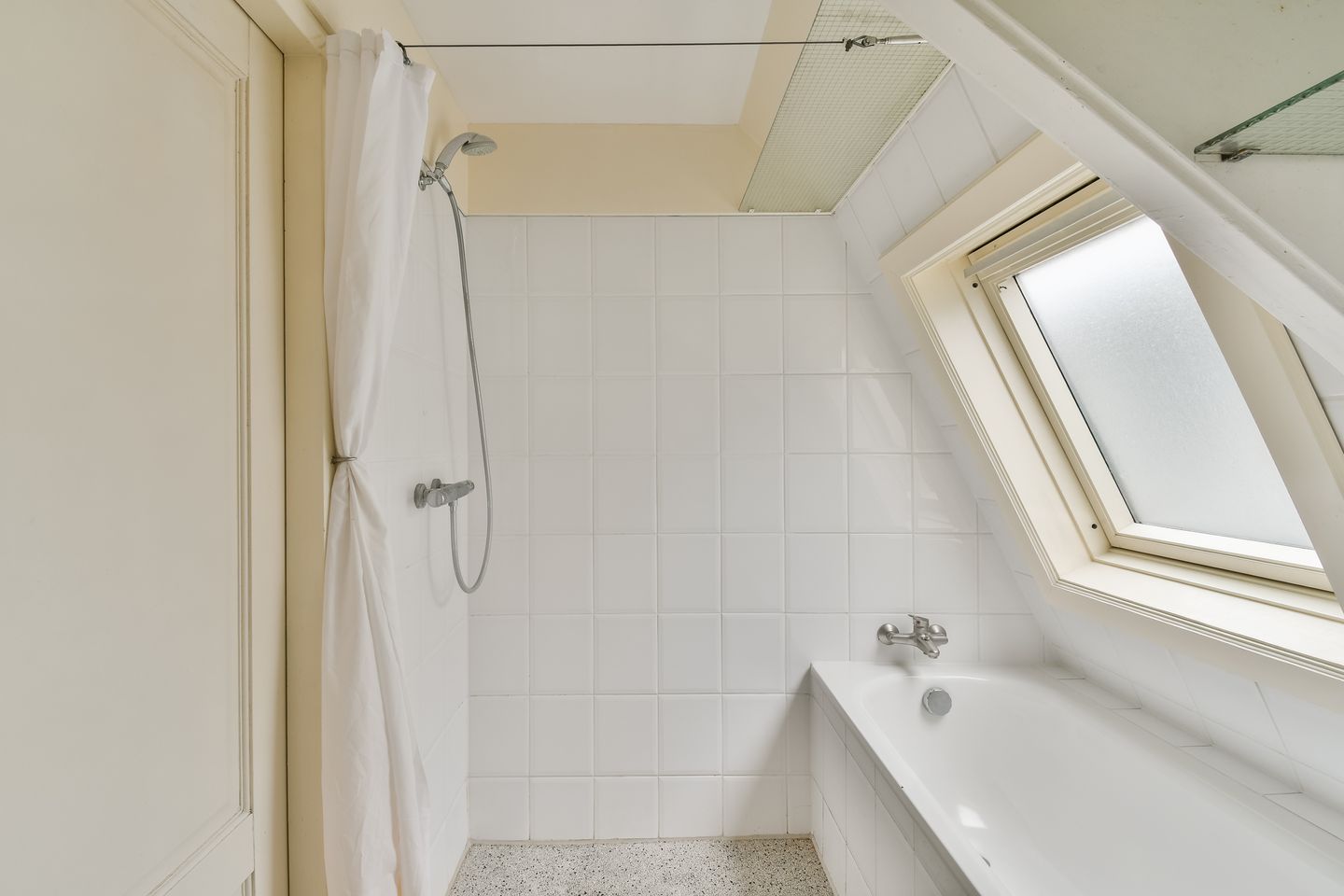 Foto 10 van Govert Flinckstraat 240-3