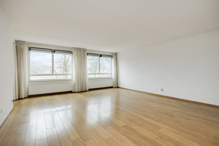 Photo 4 of Prins Bernhardlaan 3