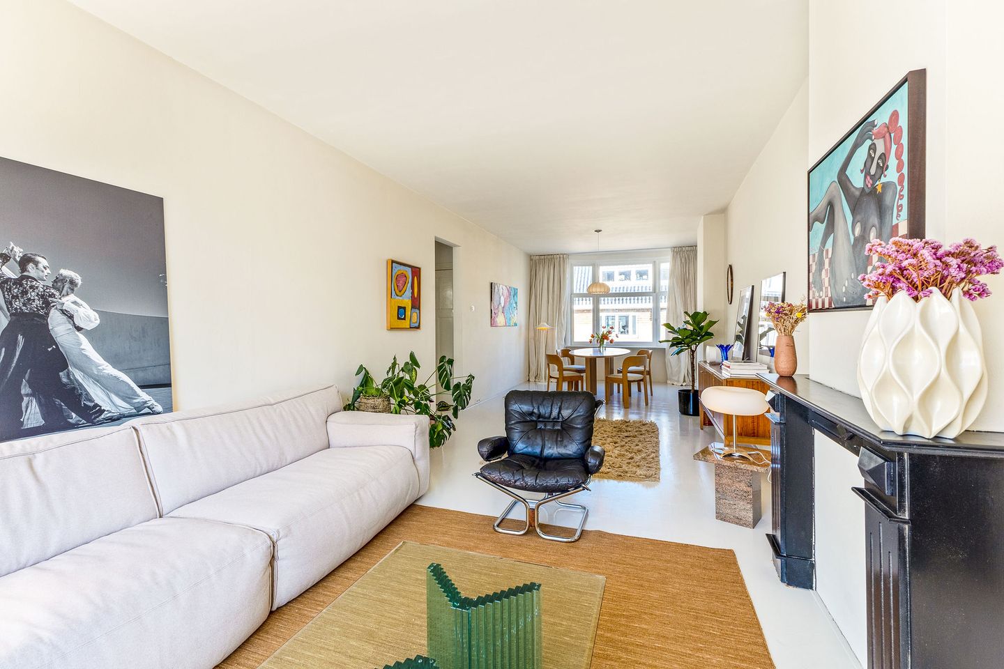 Spacious and Light Apartment with Sunny West-Facing Balcony in Amsterdam West — 12