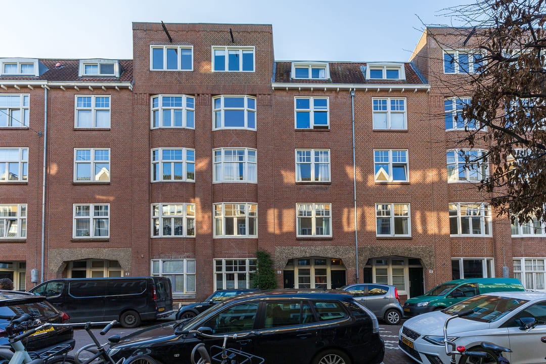 Spacious and Light Apartment with Sunny West-Facing Balcony in Amsterdam West — 26