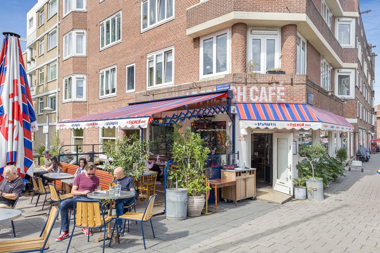 Spacious and Light Apartment with Sunny West-Facing Balcony in Amsterdam West — 27