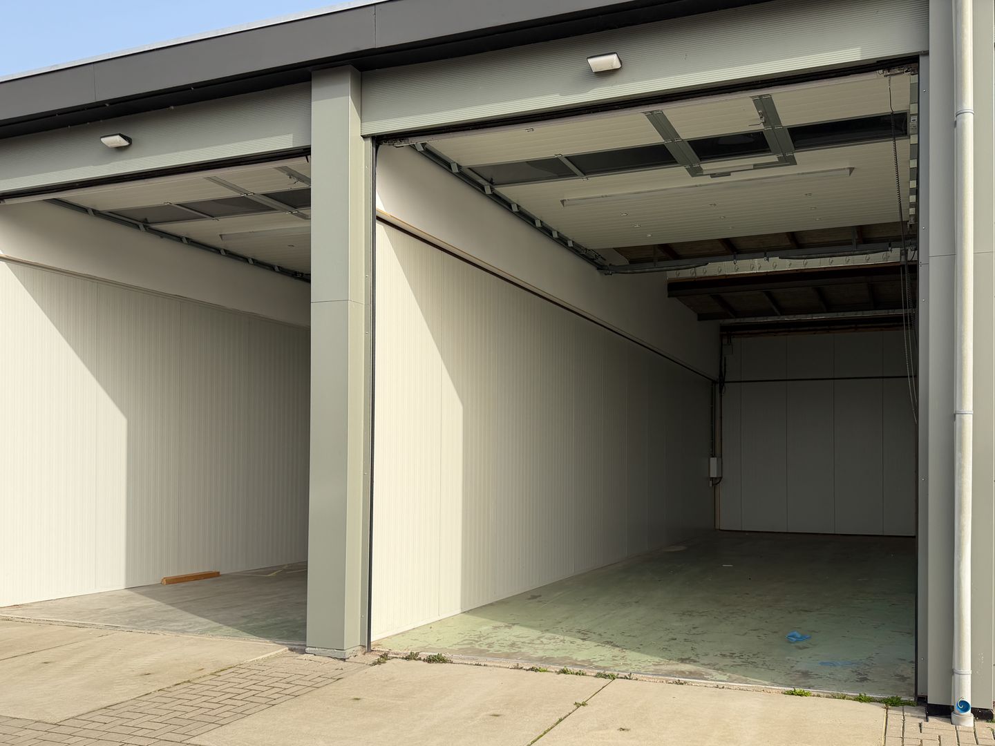 Bekijk foto 2 van Nijverheidslaan 28-n