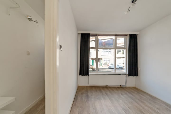 Photo 4 of Verheijstraat 39