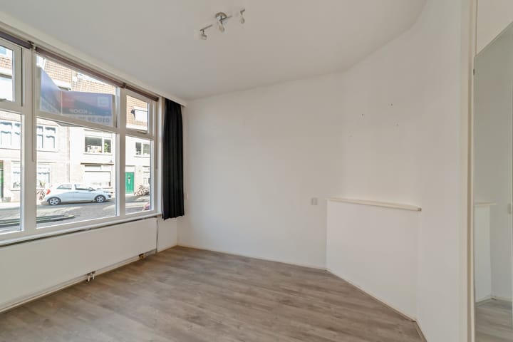 Photo 5 of Verheijstraat 39