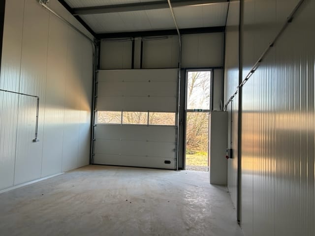 View photo 2 of Kiehoek 24-C