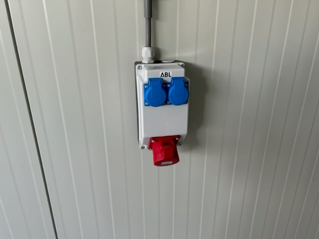 View photo 5 of Kiehoek 24-C