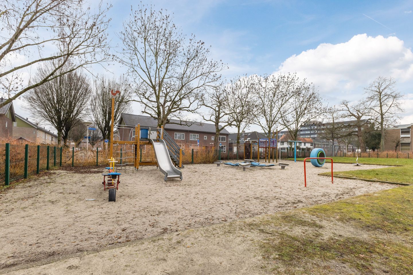 Photo 35 of Karel de Grotelaan 239