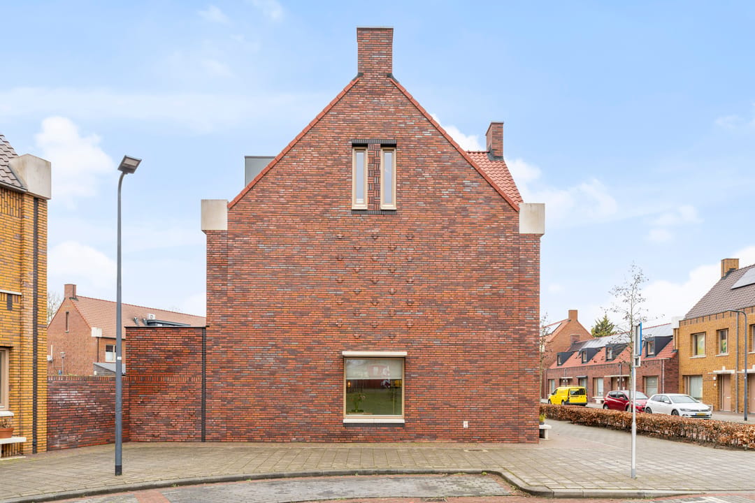 Photo 46 of Hertog Godfriedstraat 16