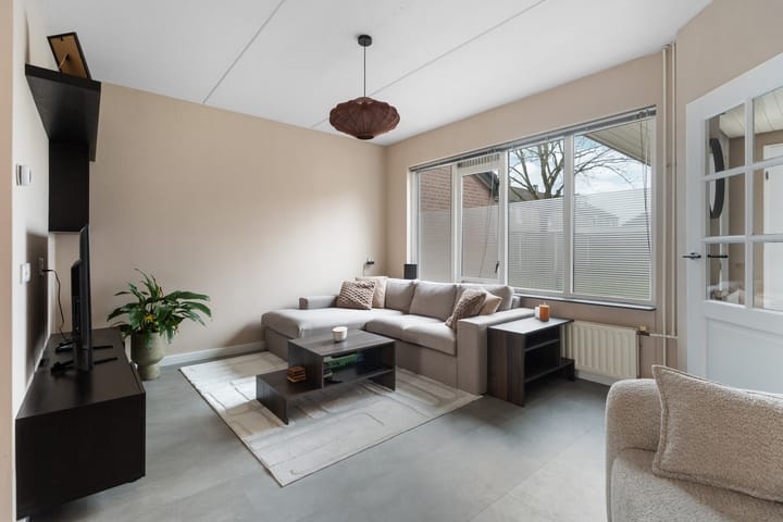 Foto 4 van De Bouwert 13